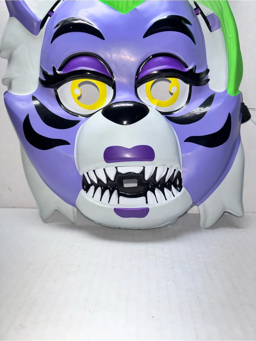 FNAF Roxanne Character Mask Five Nights At Freddy's AUTHENTIC 2022 Scott Cawthon